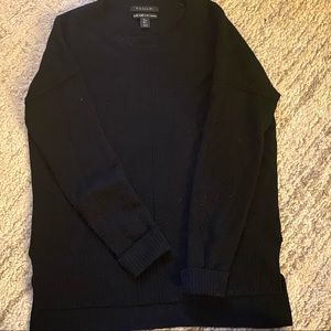 Tahari 100% CASHMERE sweater